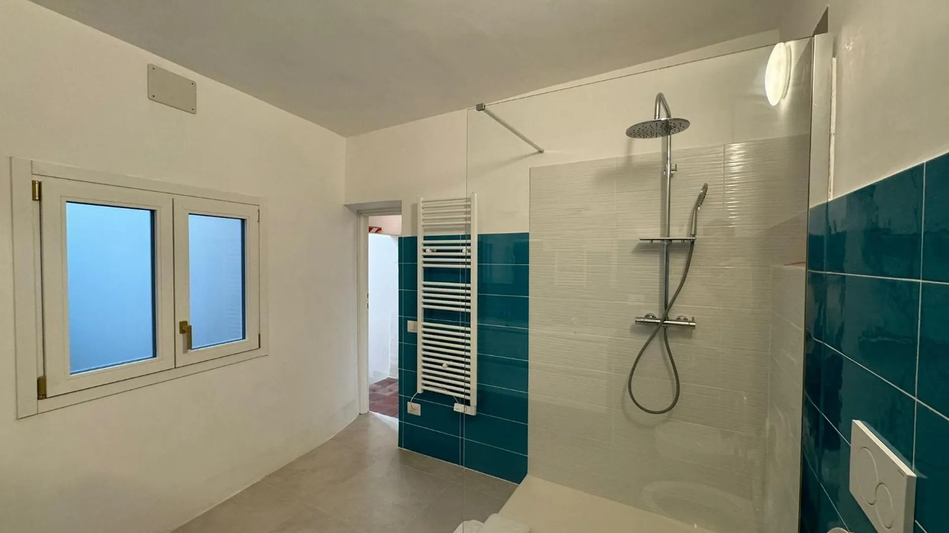 Apartment Ferienwohnung Le Due Torri In Rione Monti Rom