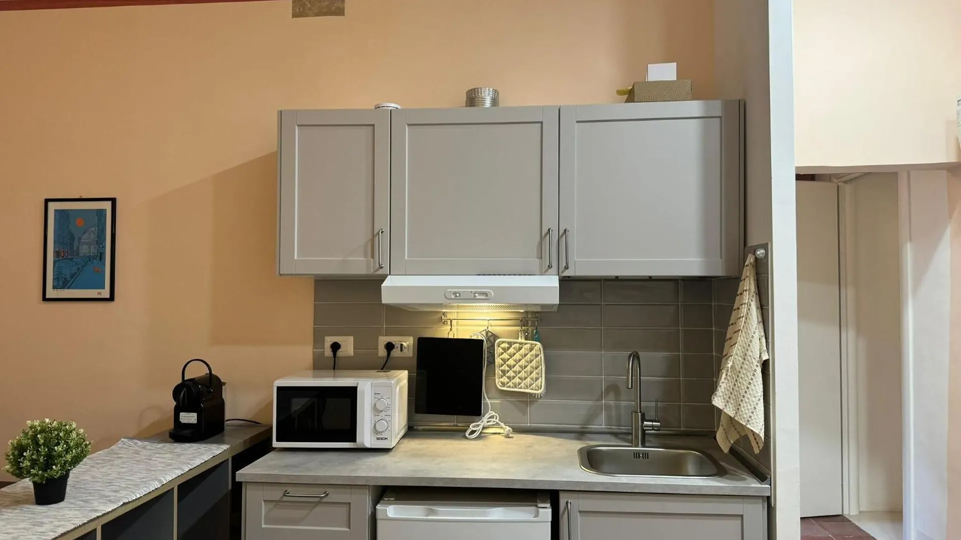Ferienwohnung Le Due Torri In Rione Monti Rom Italien