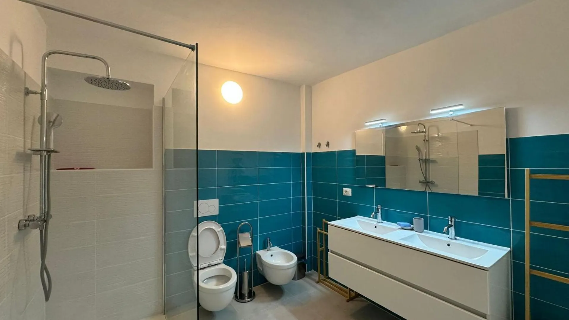 Apartment Ferienwohnung Le Due Torri In Rione Monti Rom